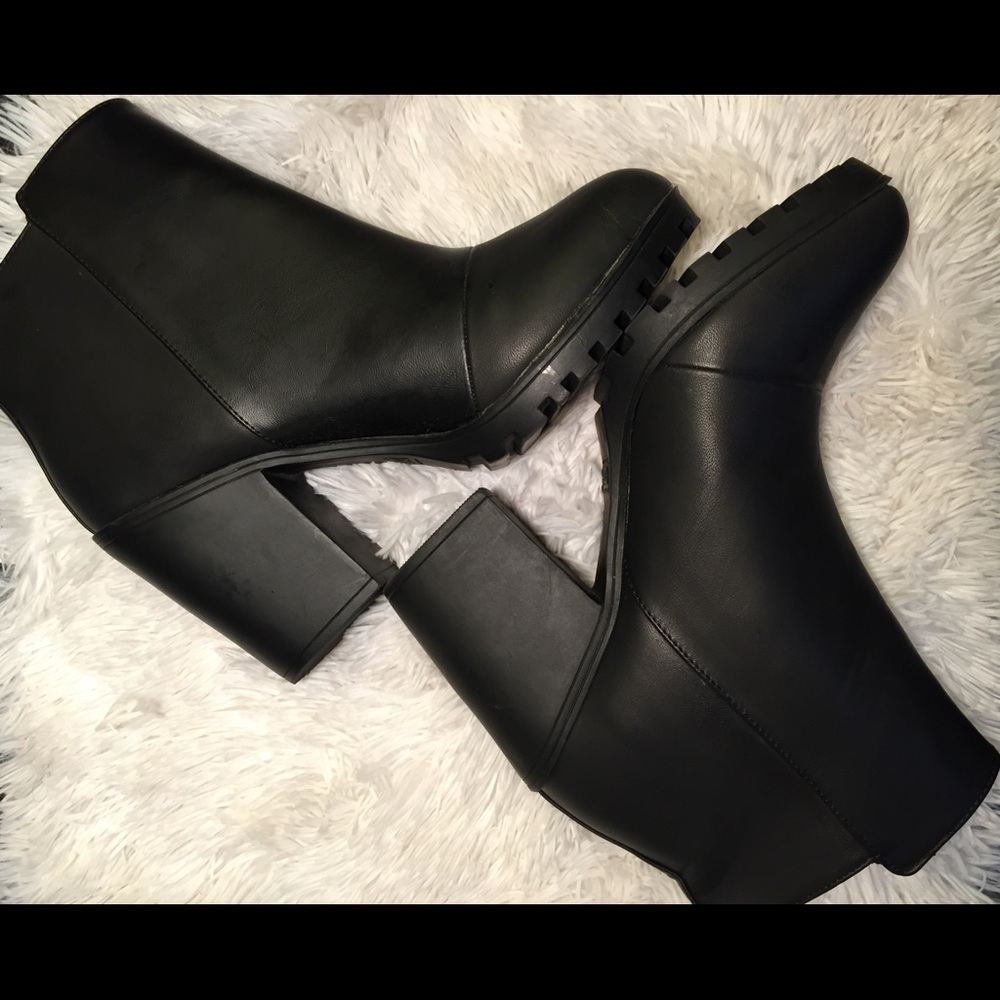 Black Booties - Picture 4 of 4
